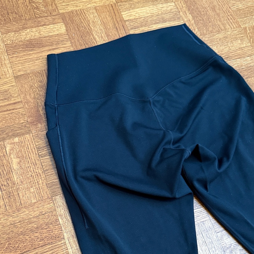 Nike Universa Black Leggings - Picture 7 of 9